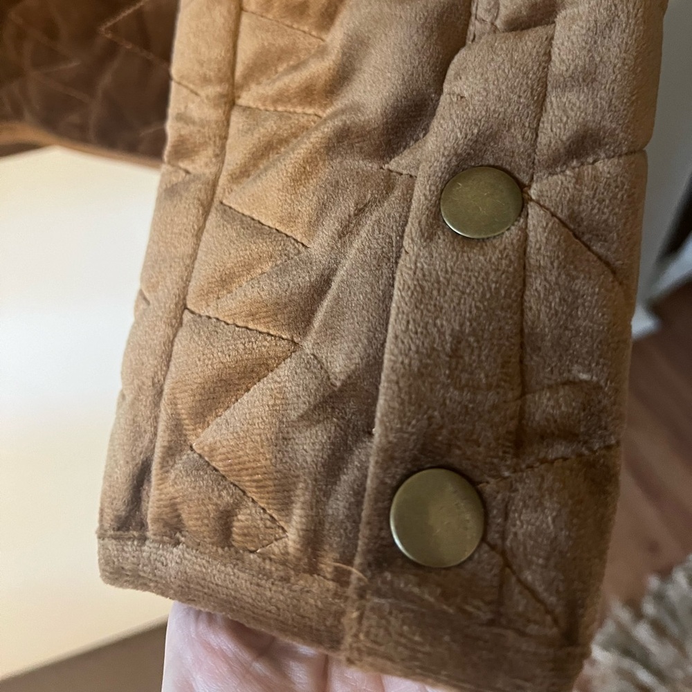 Velvet Hem & Thread Quilted Jacket - Picture 4 of 6